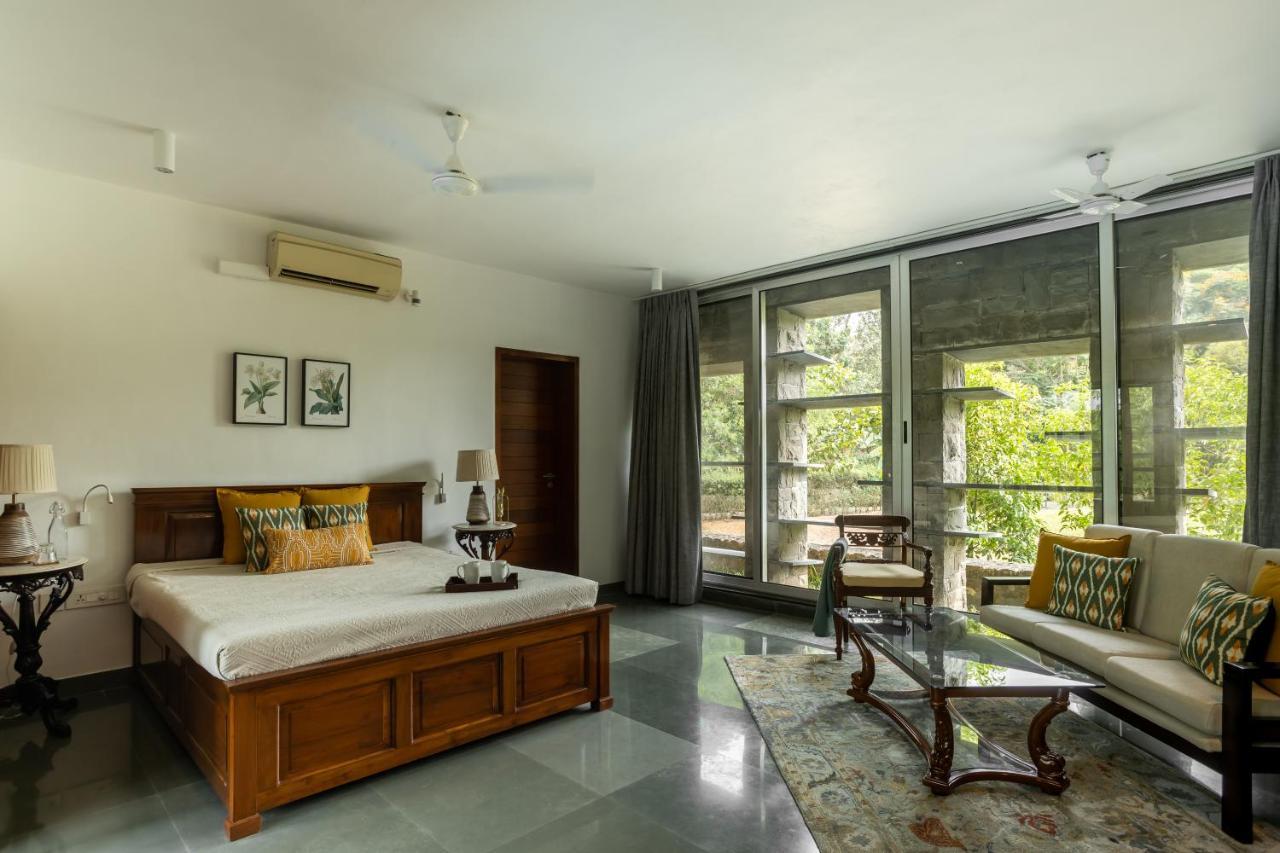 Lohonostays Maharajah House Karjat Exteriér fotografie