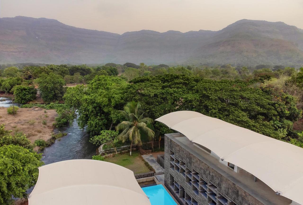 Lohonostays Maharajah House Karjat Exteriér fotografie