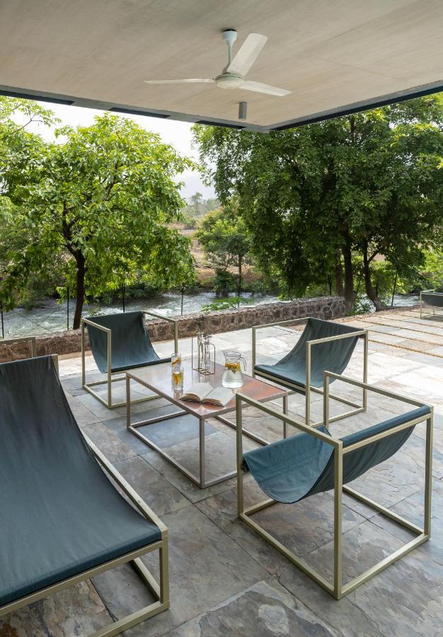 Lohonostays Maharajah House Karjat Exteriér fotografie